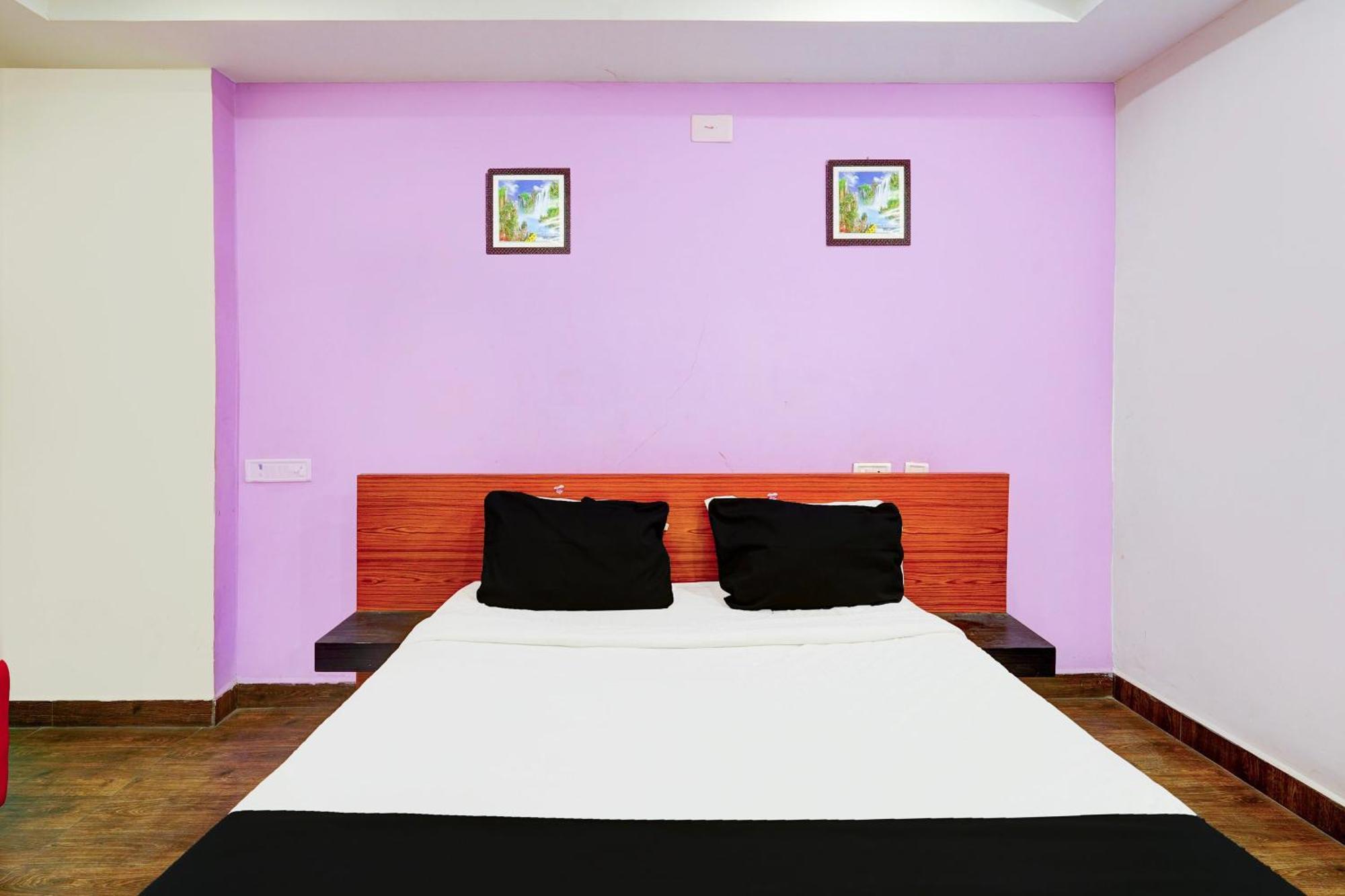 Hotel O Ambur Zewnętrze zdjęcie