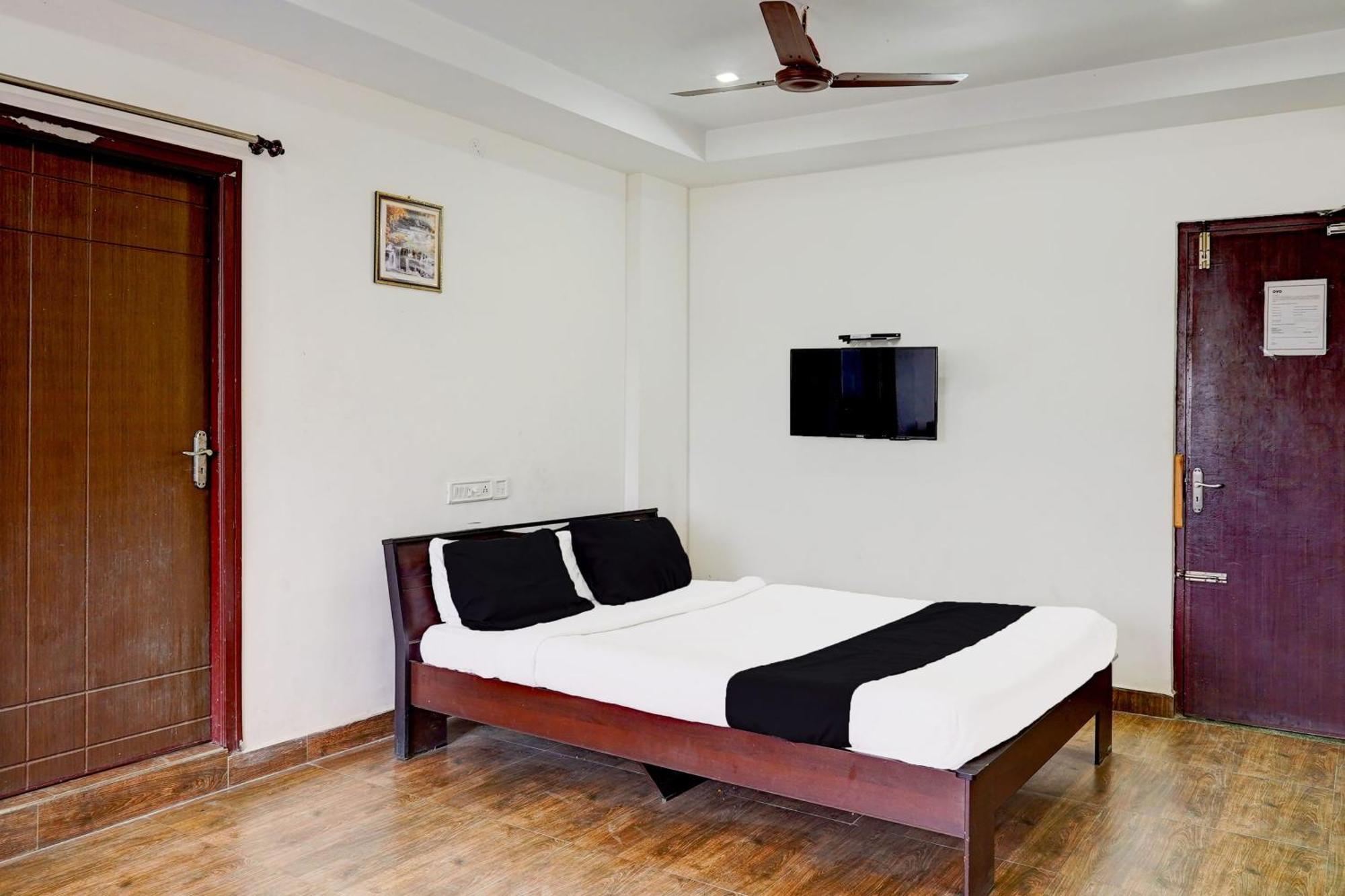 Hotel O Ambur Zewnętrze zdjęcie