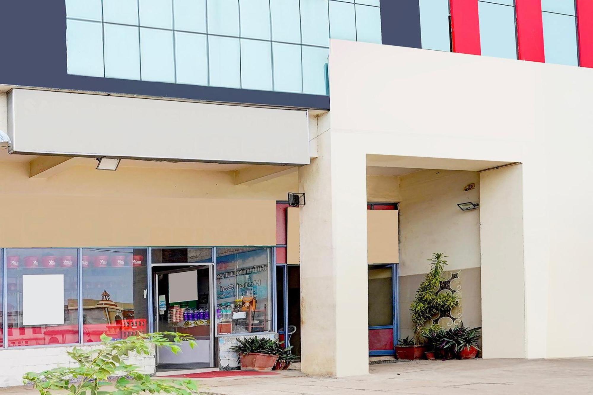 Hotel O Ambur Zewnętrze zdjęcie