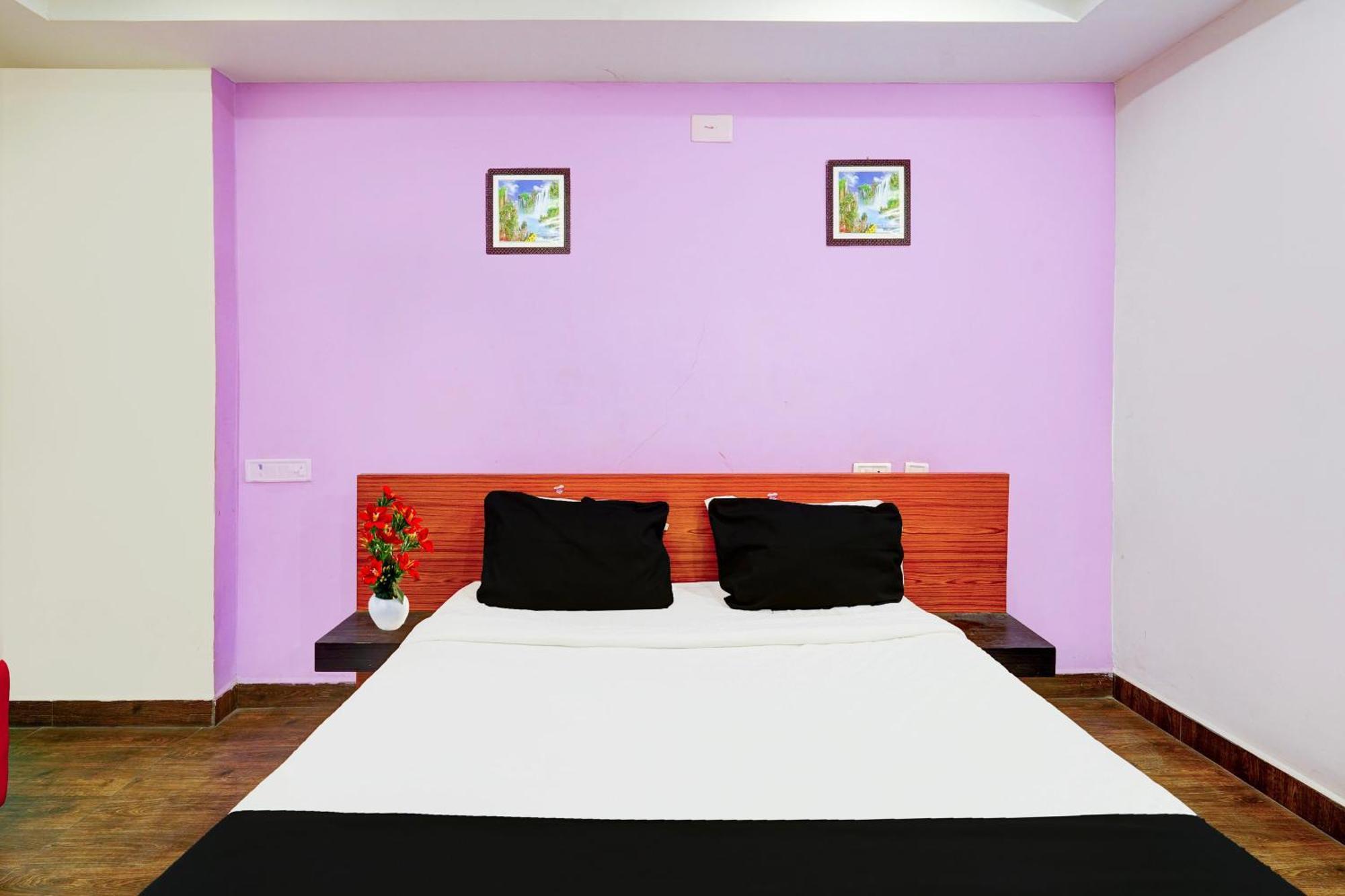 Hotel O Ambur Zewnętrze zdjęcie