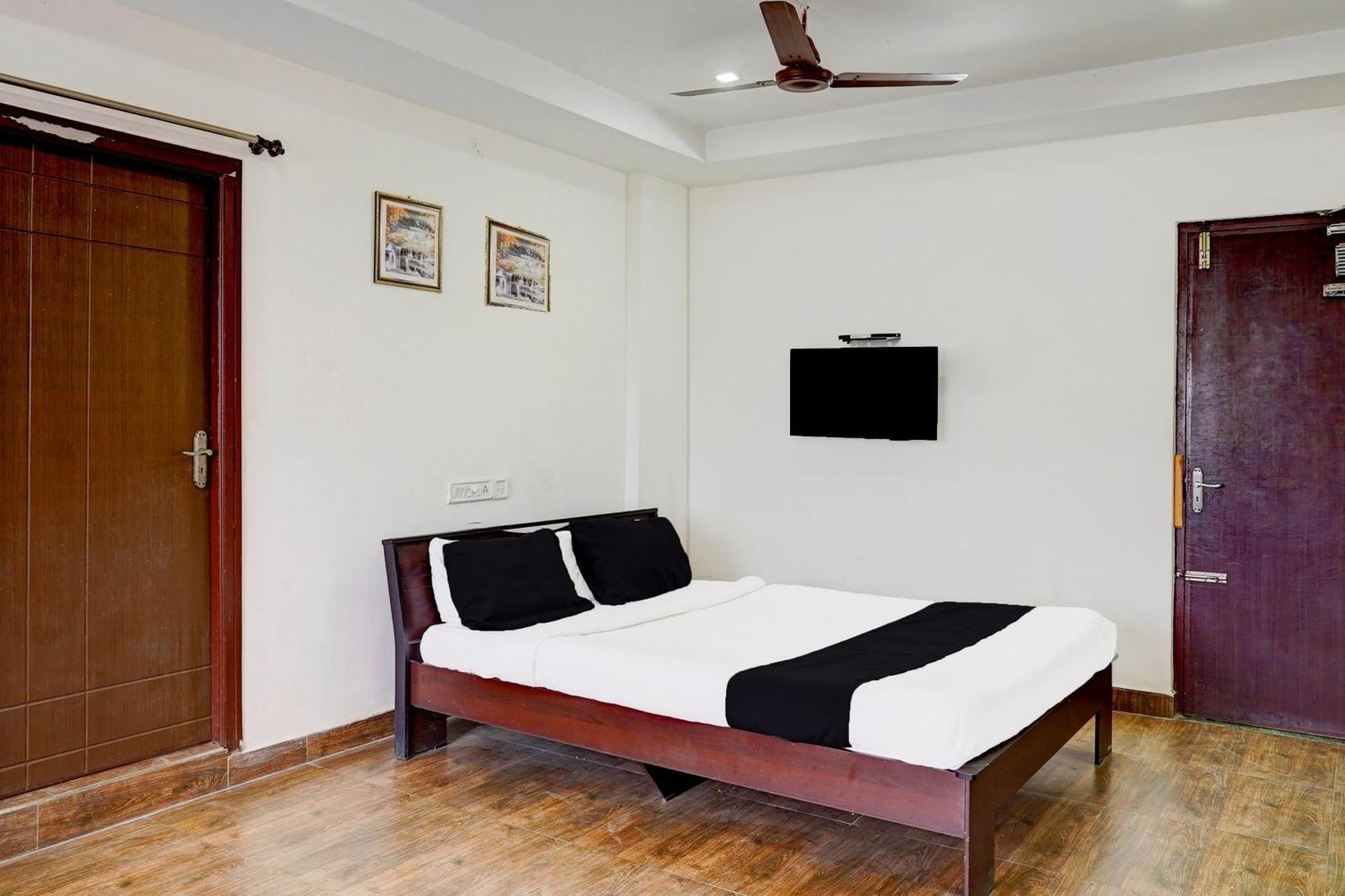 Hotel O Ambur Zewnętrze zdjęcie